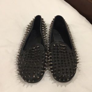 🏴☠️UNIF Hellraisers • LIKE NEW🏴☠️